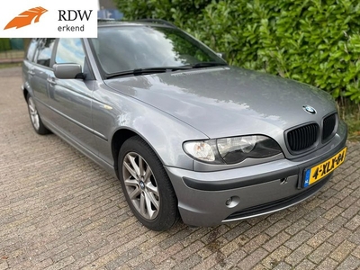 BMW 3 Serie Touring 316i 1.8 b Sport *Clima *Cruise *PDC