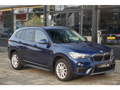 BMW X1 sDrive18i Trekhaak Navigatie