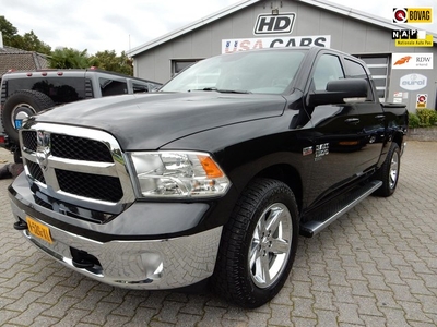 Dodge Ram 1500 5.7 V8 4x4 Crew Cab 5'7 Classic Aut.