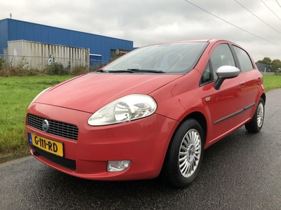 Fiat Grande Punto 1.4-16V Emotion 5-drs Airco