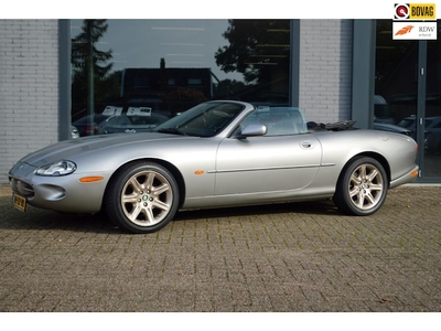 Jaguar XK8 Benzine