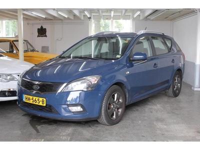 Kia Cee'd Sporty Wagon 1.4 CVVT Seven