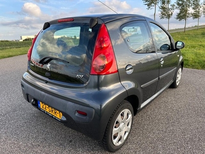 Peugeot 107 1.0-12V XS