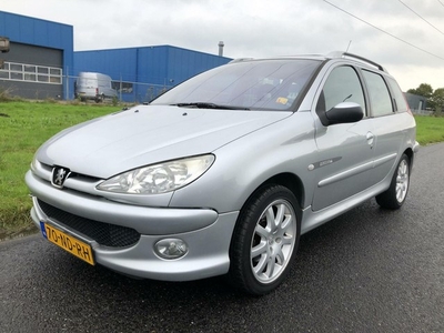 Peugeot 206 SW 1.6-16V Quiksilver Airco