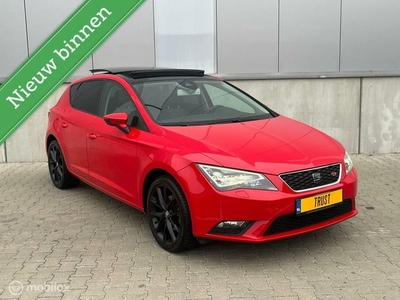 Seat Leon FR TSI/DSG/PANO/LED/