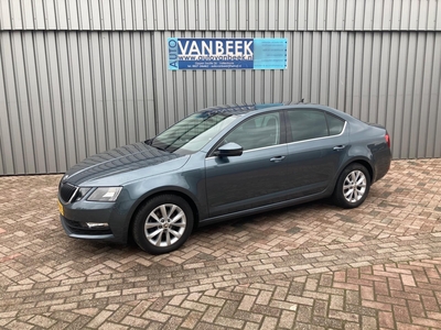 SKODA OCTAVIA 1.0 TSI Greentech Business Edition