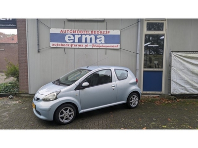 Toyota Aygo 1.0-12V (bj 2005)