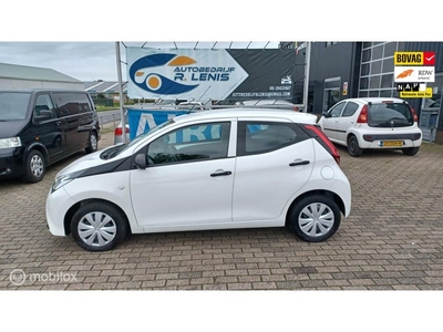 Toyota Aygo 1.0 VVT-i x-fun BTW auto €10200 inclusief