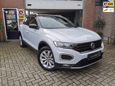 Volkswagen T-Roc 1.5 TSI DSG Sport NAVI/ACC LANE/PDC KM