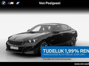 BMW 5-SERIE Sedan 520i | M Sportpakket | Glazen panoramadak | Comfort Access