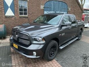 Dodge 1500 Ram 5.7 V8 Crew Cab sport GEREVISEERDE motor BTW