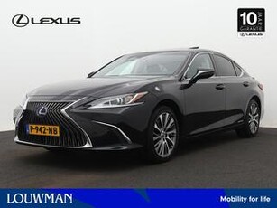 Lexus Es 300h Preference Line | Stoelverwarming | Apple CarPlay / Android Auto | Schuifdak |