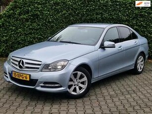 Mercedes-Benz C-KLASSE 180 Premium Edition AUTOMAAT / Cruise control / Navigatie / ECC / Parkeersensoren