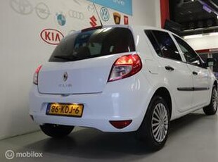 Renault CLIO 1.2 TCe Special Line met nieuw APK