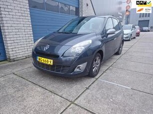 Renault GRAND SCENIC 1.6 dCi Parisi?nne 7p Navigatie Airco