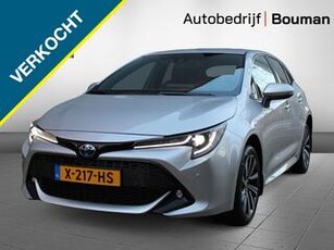 Toyota COROLLA 1.8 Hybrid First Edition Navi Half leder