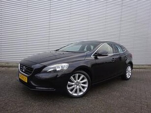 Volvo V40 1.6 T2 Momentum Cruise / Navi / Climate / Lm velgen