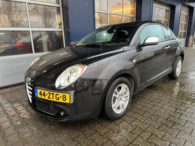 Alfa Romeo Mito 0.9 TWINAIR DISTINCT PDC CR.CONTR. LM VELGEN.