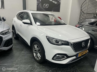 MG EHS 1.5 TGDI Luxury 2022 panorama,leer automaat plug in