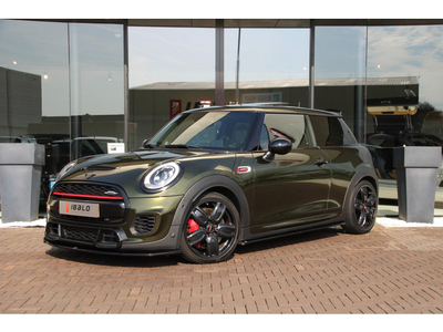 MINI Mini John Cooper Works Chili | 291 pk | Olea Green Wrap | Maxton Design | NL-auto |