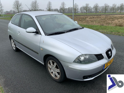 Seat Ibiza 1.4 Automaat, Clima, Lichtmetaal, Cruise, Lezen!