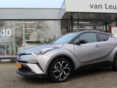 TOYOTA C-HR 1.8 HYBRID BI-TONE PLUS NAVI KEYLESS LED STOEL/STUURVERW SENSOREN V+A AD-CRUISE 18