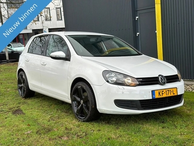 Volkswagen Golf 1.4 Trendline Met airco en navigatie