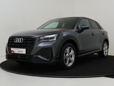 AUDI Q2 35 TFSI S Edition | Stoelverwarming | Achteruitrijcamera | LED verlichting | Navigatie Plus | S-line interieur | Draadloze telefoonlader |