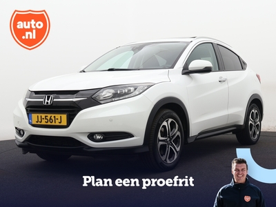 HONDA HR-V 1.5 i-VTEC Executive | Panoramadak | Navigatie | Parkeercamera en parkeersensoren | Trekhaak |