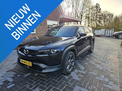 Mazda MX-30 e-SkyActiv 145 Luxury 36 kWh € 2000,- subsidie kunt u terug vragen!!