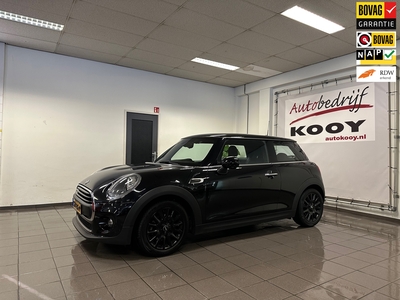 MINI MINI 1.5 Salt * Automaat / Navigatie / Cruise control / LM Velgen / NL Auto *