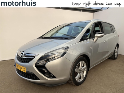 OPEL ZAFIRA Tourer 1.4 Turbo 140pk Design Edition 5 pers / Navi / Trekhaak/ Camera/ Winterbandenset