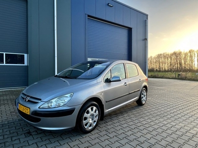 Peugeot 307 1.4 XS Airco Cruise controle!!!