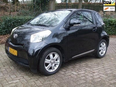 Toyota IQ 1.0 VVTi Black Edition airco nwe APK zwart 168