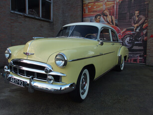 Chevrolet STYLELINE DE LUXE 2103 Door GM in Antwerpen geassembleerd (Fisher body). Motorrijtuigenbelasting vrij!.