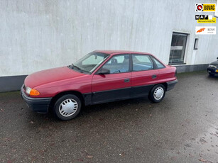 Opel Astra 1.6i GL, '94, met een apk tot mei '25 !