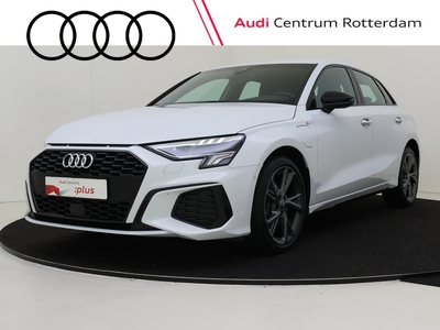 AUDI A3 Sportback 40 TFSI e S edition | Navigatie Plus | Parkeerassistent | Keyless | Climate control | CarPlay | Adaptieve Cruise control | LED verlichting |