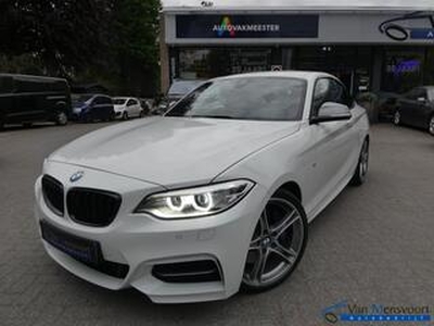 BMW 2-SERIE Coup? M235i 326PK Aut High-Exe NaviProf|Camera|HKardon|Keyless