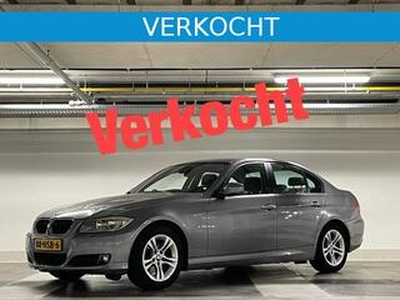 BMW 3-SERIE 318i Business Line - Navi - Airco - NAP - Trekhaak - Parkeersensoren