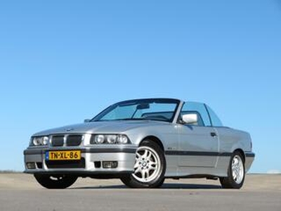 BMW 3-SERIE Cabrio 318i * M-Pakket * NL auto * Youngtimer *