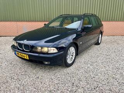 BMW 5-SERIE Touring 523i Executive Individual