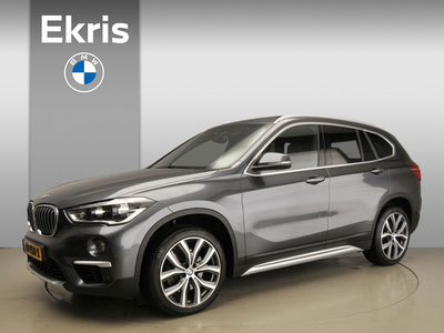 BMW X1 sDrive20i High Executive LED / Leder / HUD / Trekhaak / Schuifdak / Chrome line / DAB / Harman-kardon sound / Alu 19 inch