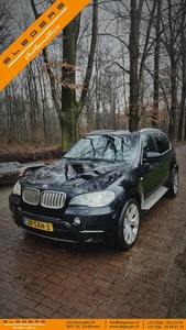 BMW X5 xDrive40d High Executive zeer compleet met electrische trekhaak en panoramadak