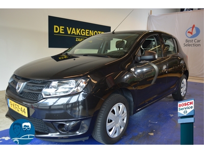 DACIA SANDERO 0.9 TCe Ambiance AIRCO CENTRVERGR ELECRAAM AUDIO/AUX/USB elecraam isofix mooie ruime 4-drs van 2e eigenaar met auto pas 100 % ONDERHOUDEN