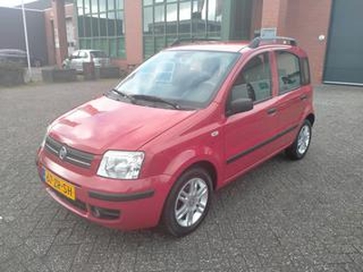 Fiat PANDA 1.2 Young | AIRCO | ALCANTARA | LM VELGEN