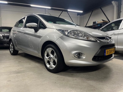 Ford FIESTA 1.25 Trend 110Dkm - AIRCO - NW APK - 5 DEURS - CLIMA//AIRCO -