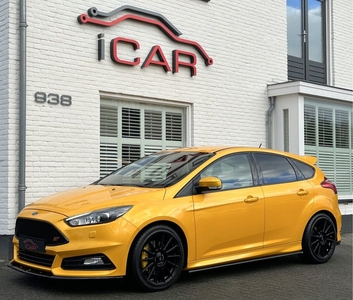 Ford Focus 2.0 ST-2 250PK Xenon-Maxton-Carplay-Remus