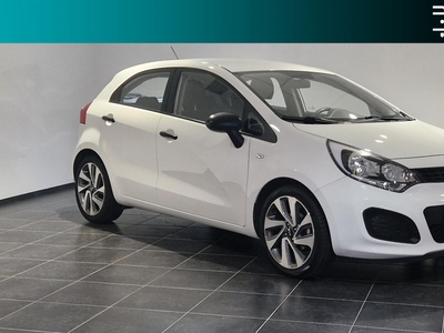 KIA RIO 1.2 CVVT (Airco - Navigatie - 17 inch)