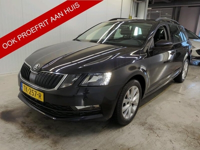 Škoda Octavia Combi 1.6 TDI Gr. Ambition Business AUTOMAAT TREKHAAK 1E EIGENAAR