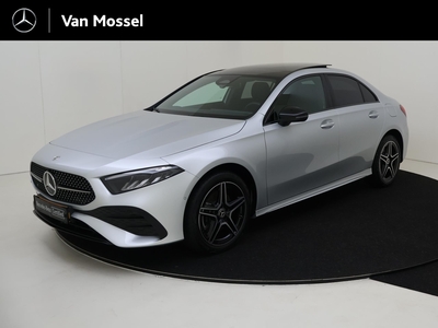 MERCEDES A-KLASSE 250 e AMG Line / Stoelverwarming / Achteruitrijcamera / Night-Pakket / Panaroma-schuifdak /